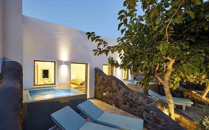 Hotel Amara Santorini 5*