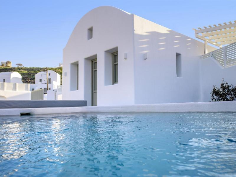 Cape 9 & 5* Akrotiri (Santorini)
