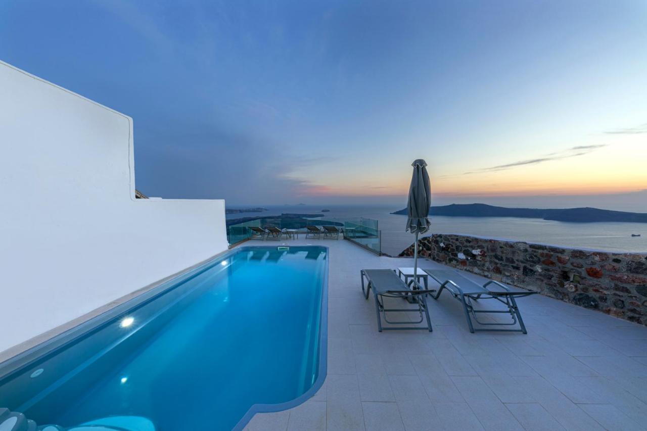 Pearl On The Cliff & By Pearl Collection 3*