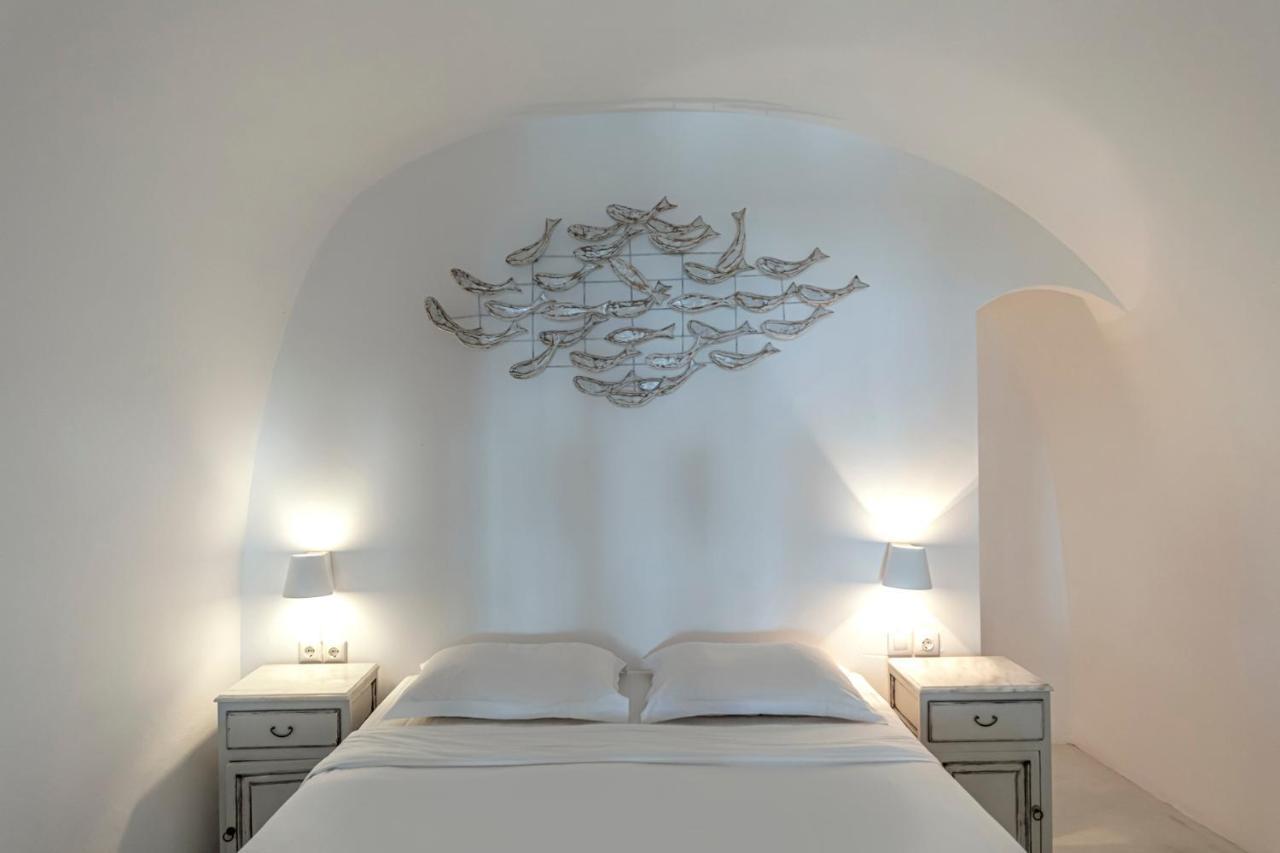 Hotel Pearl On The Cliff & By Pearl Collection Imerovigli (Santorini)