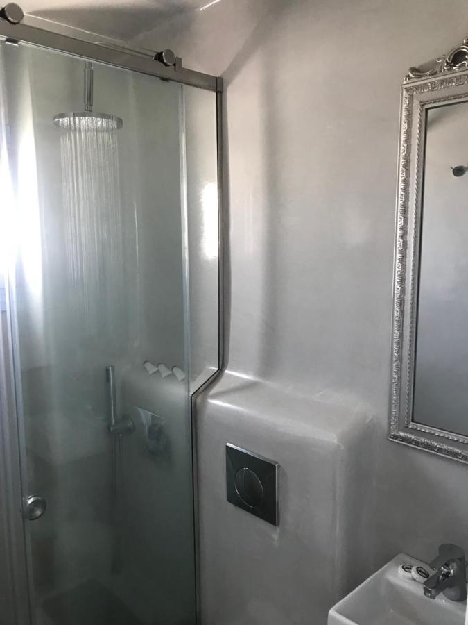 Fotini Aparthotel Firostefani