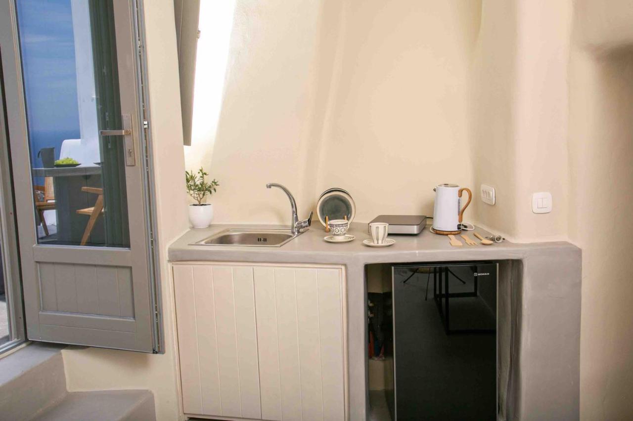 Hotel Santorini 3*