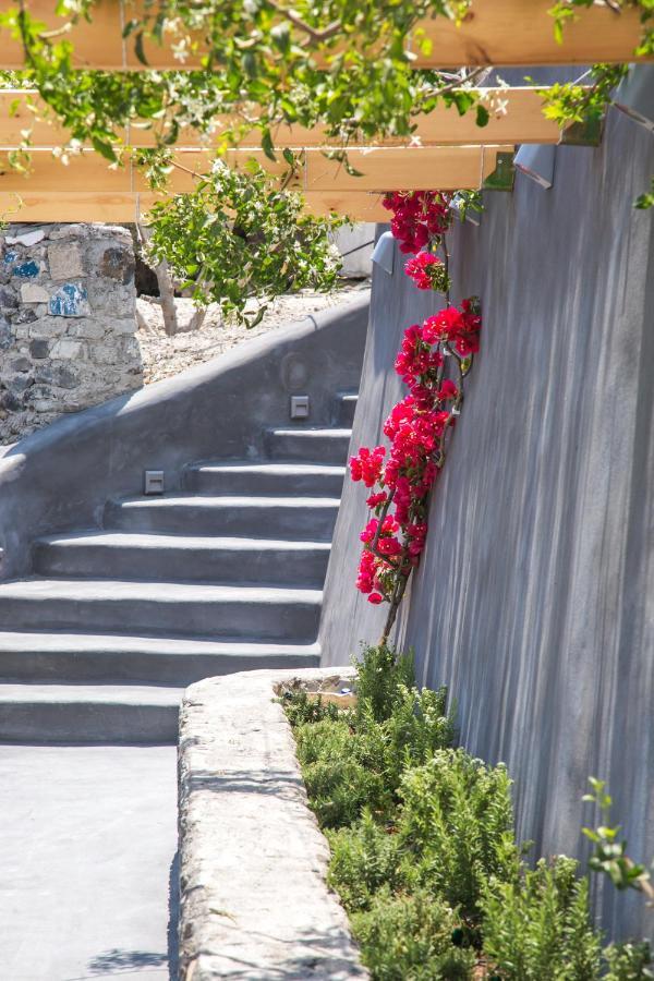 Santorini Hotel Vourvoulos