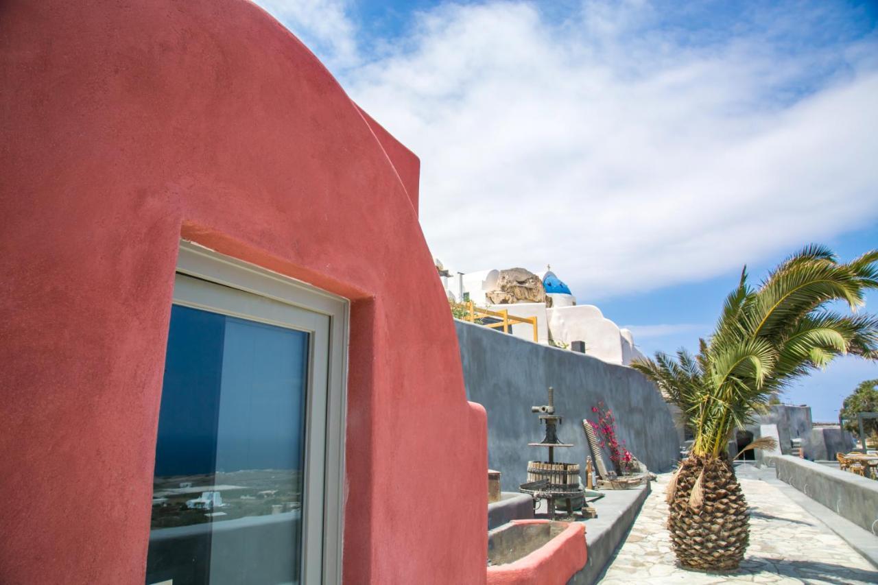 Santorini Hotel 3*
