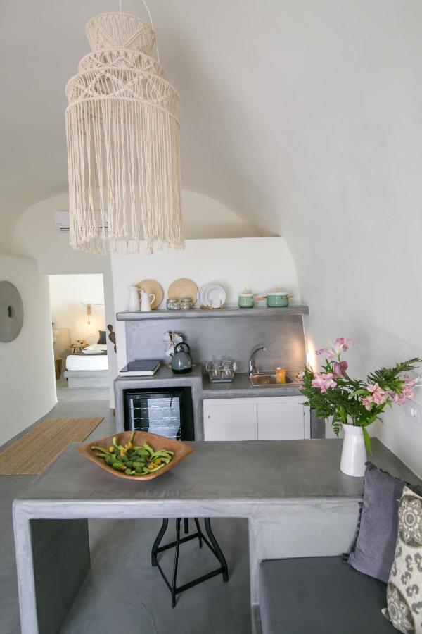 Santorini Hotel 3*