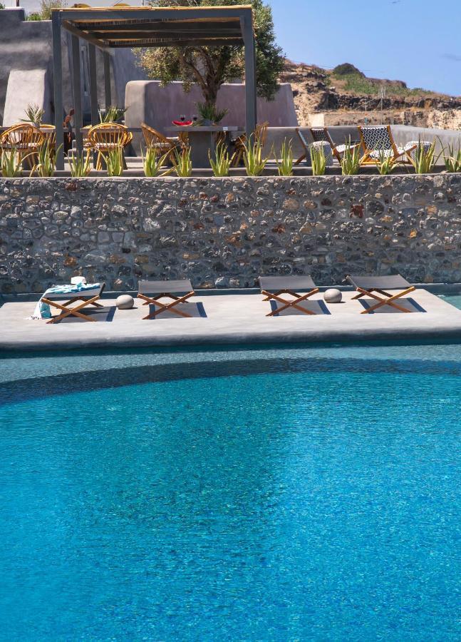 Hotel Santorini 3*