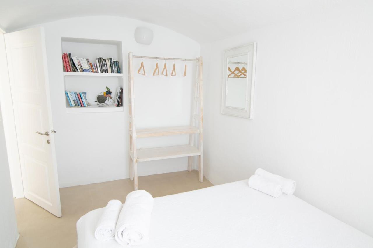 Apartment Menias Cave House Oia (Santorini)
