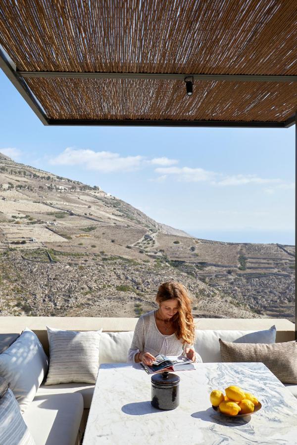 Santorini Sky, The Villa