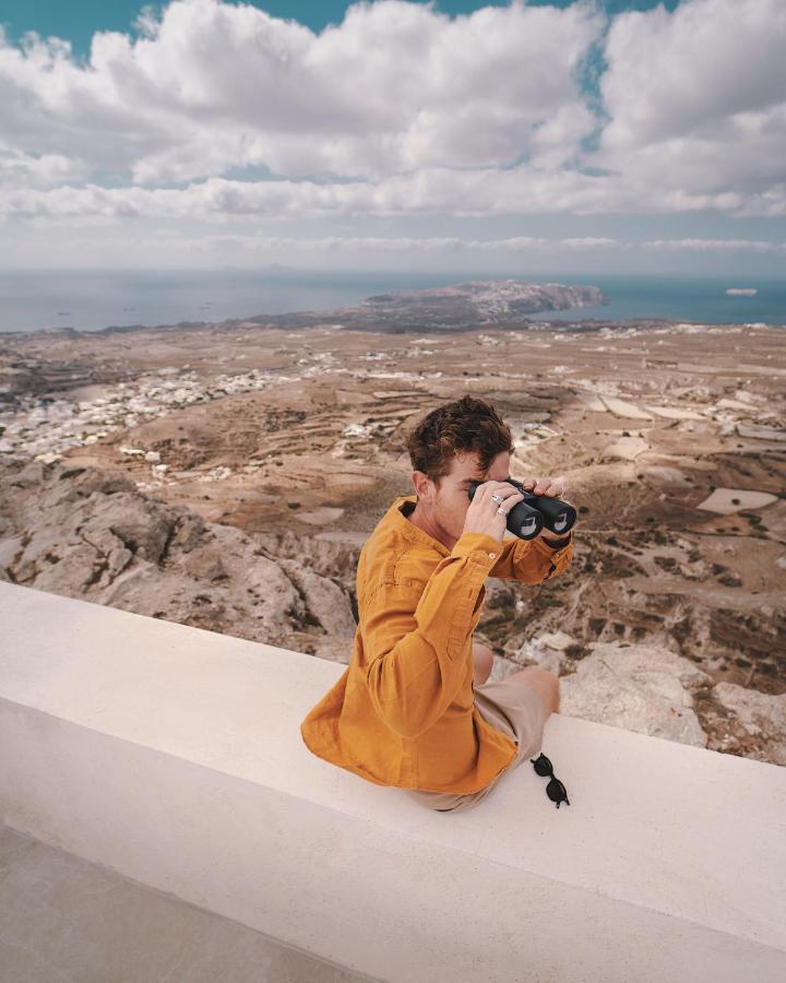 Santorini Sky, The