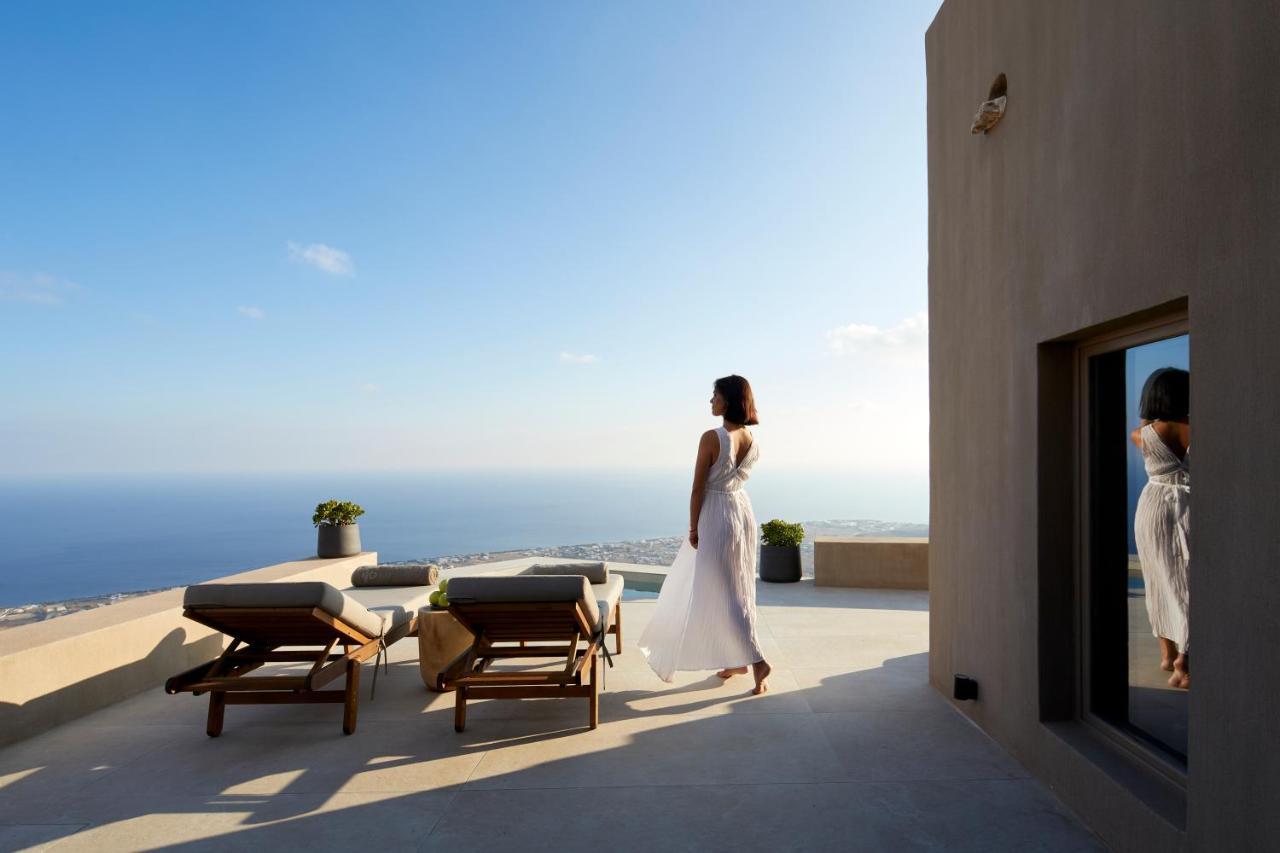 Santorini Sky, The Pyrgos Kallistis
