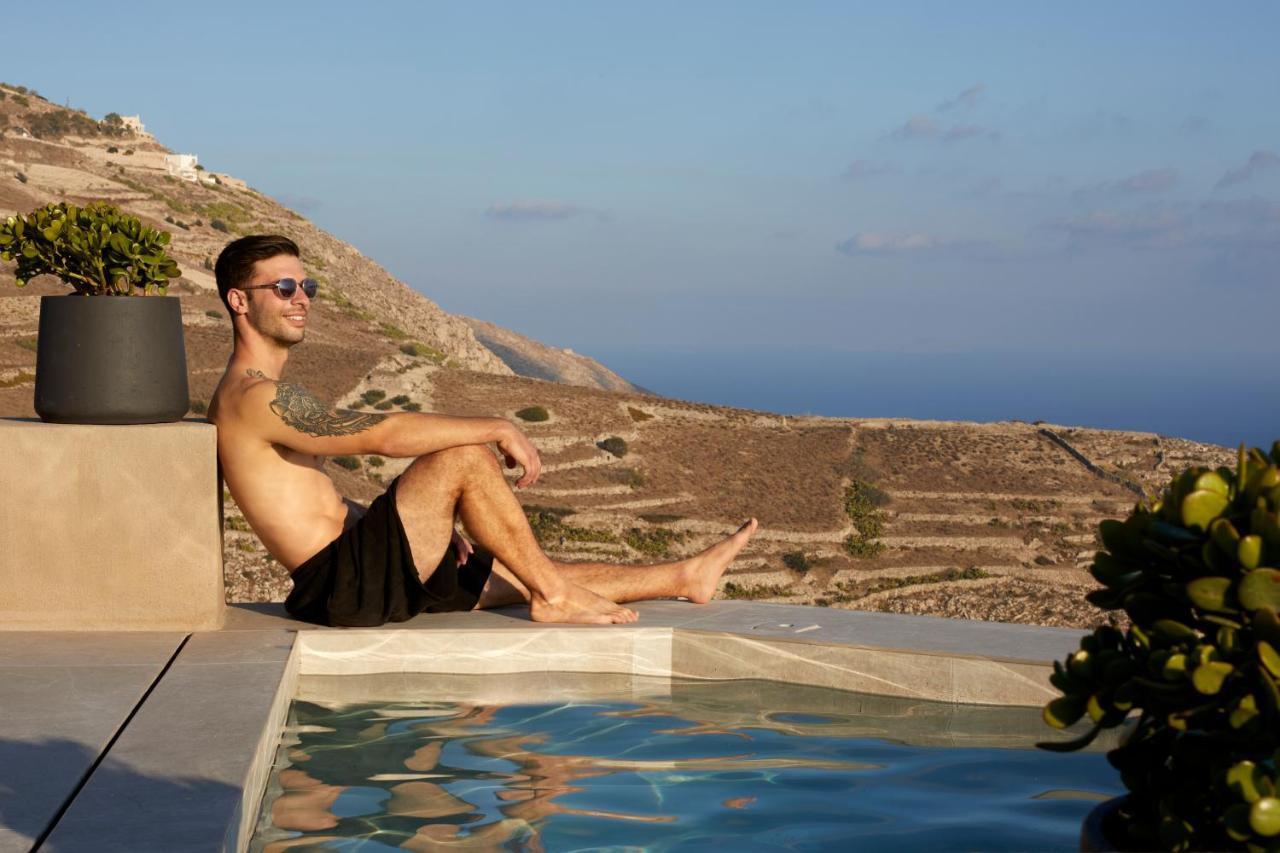 Santorini Sky, The *