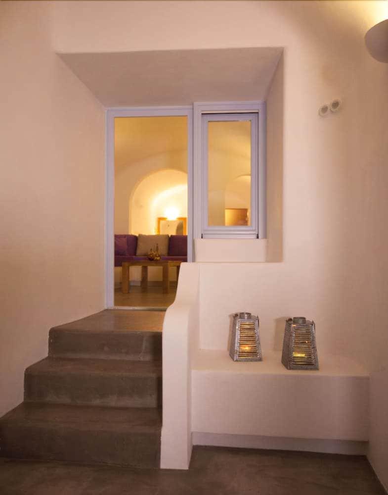 Fanari Vista Fira (Santorini)