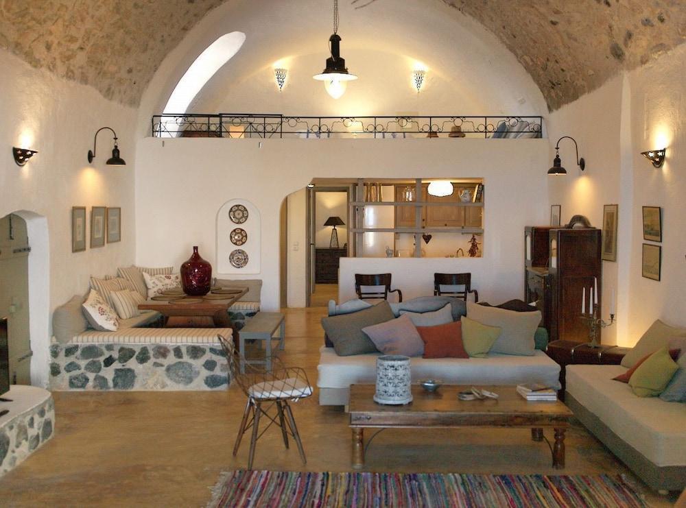 Afoura Houses By K&K Holiday home Pyrgos Kallistis