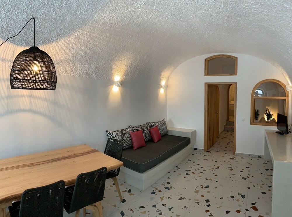 Lukas Apartment