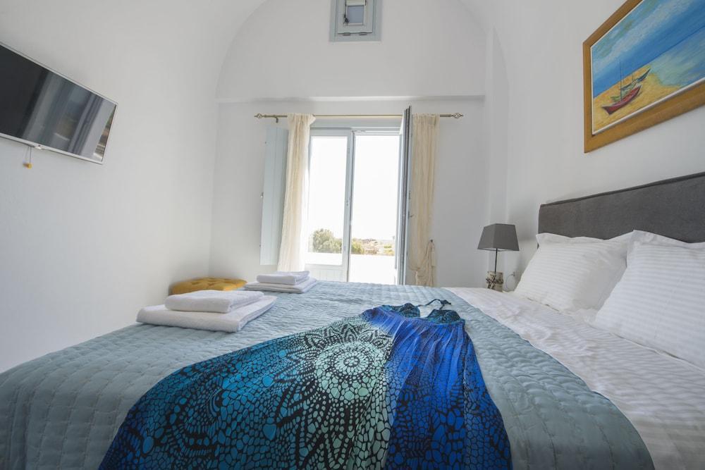 Sea And * Karterados (Santorini)