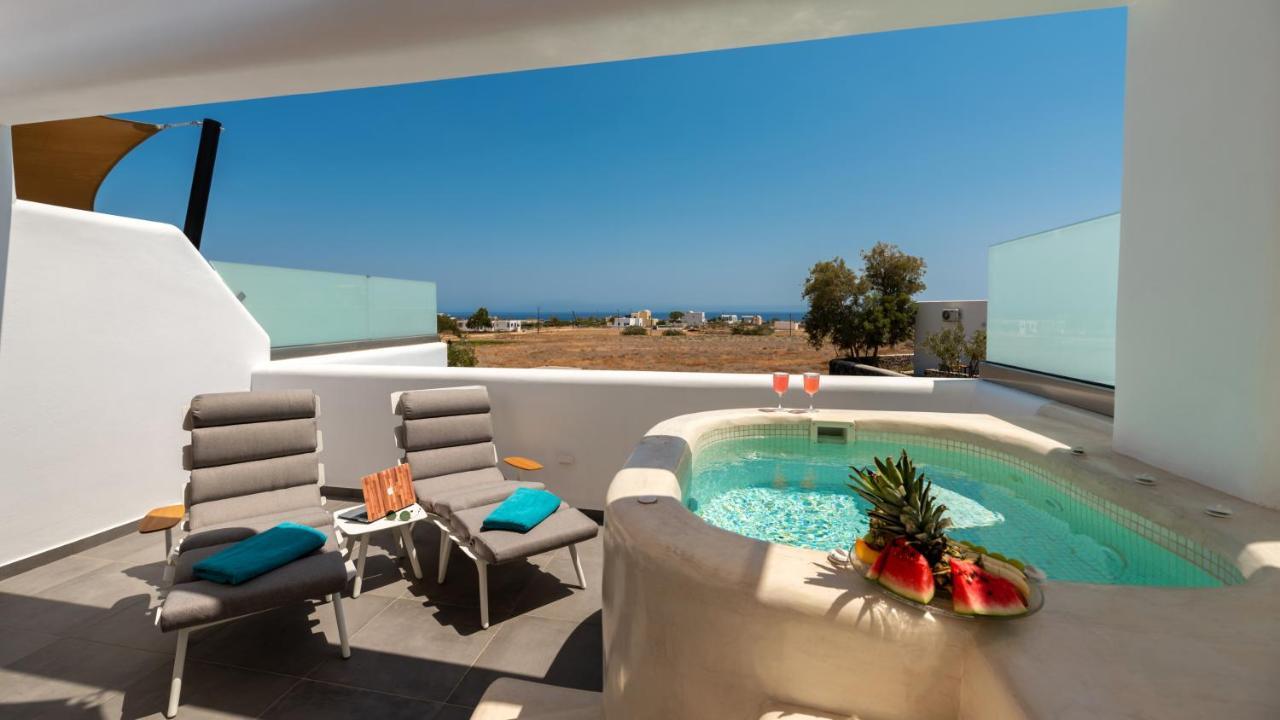 Pousada Modern Dome Homes Of Santorini