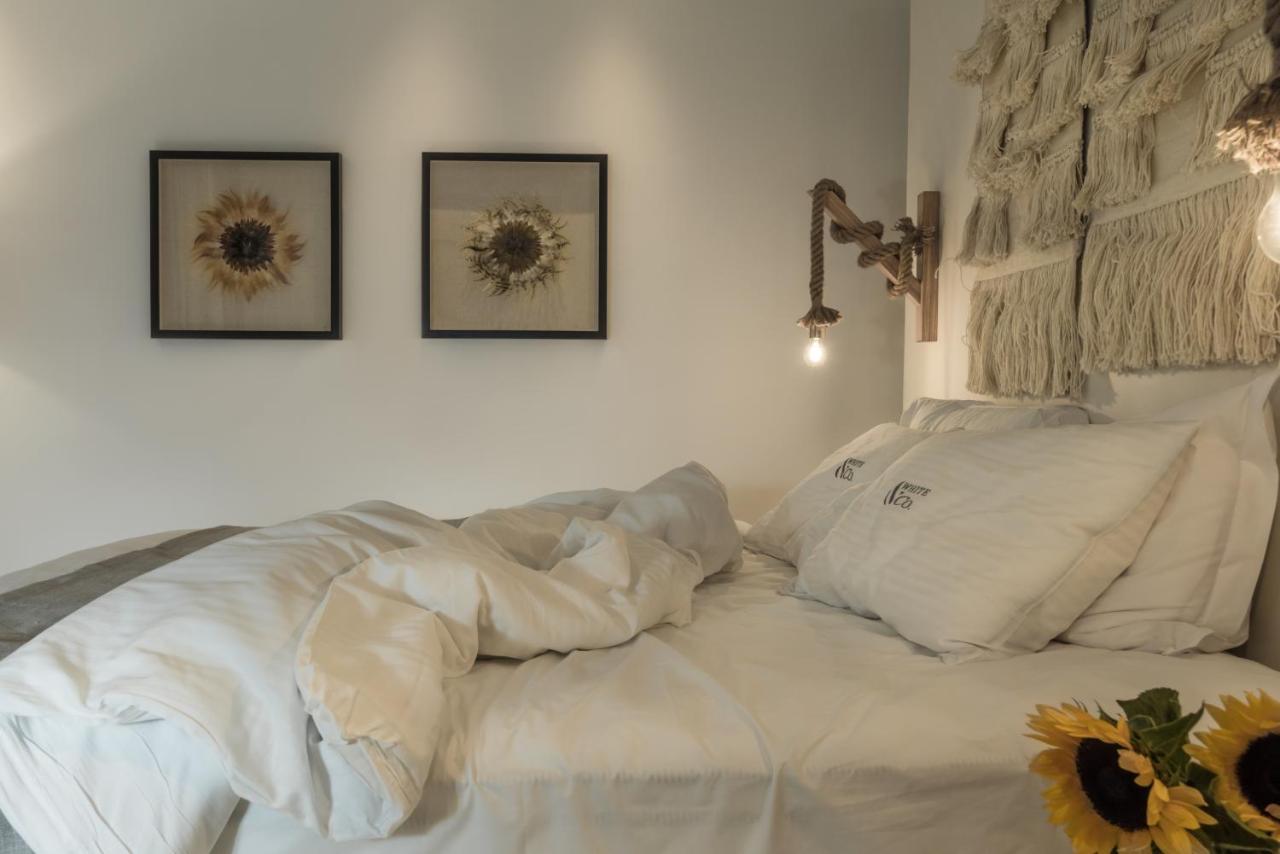 White & Co Santorini *