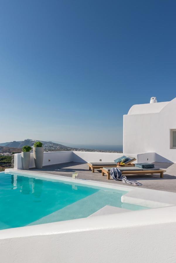 White & Co Santorini * Pyrgos Kallistis