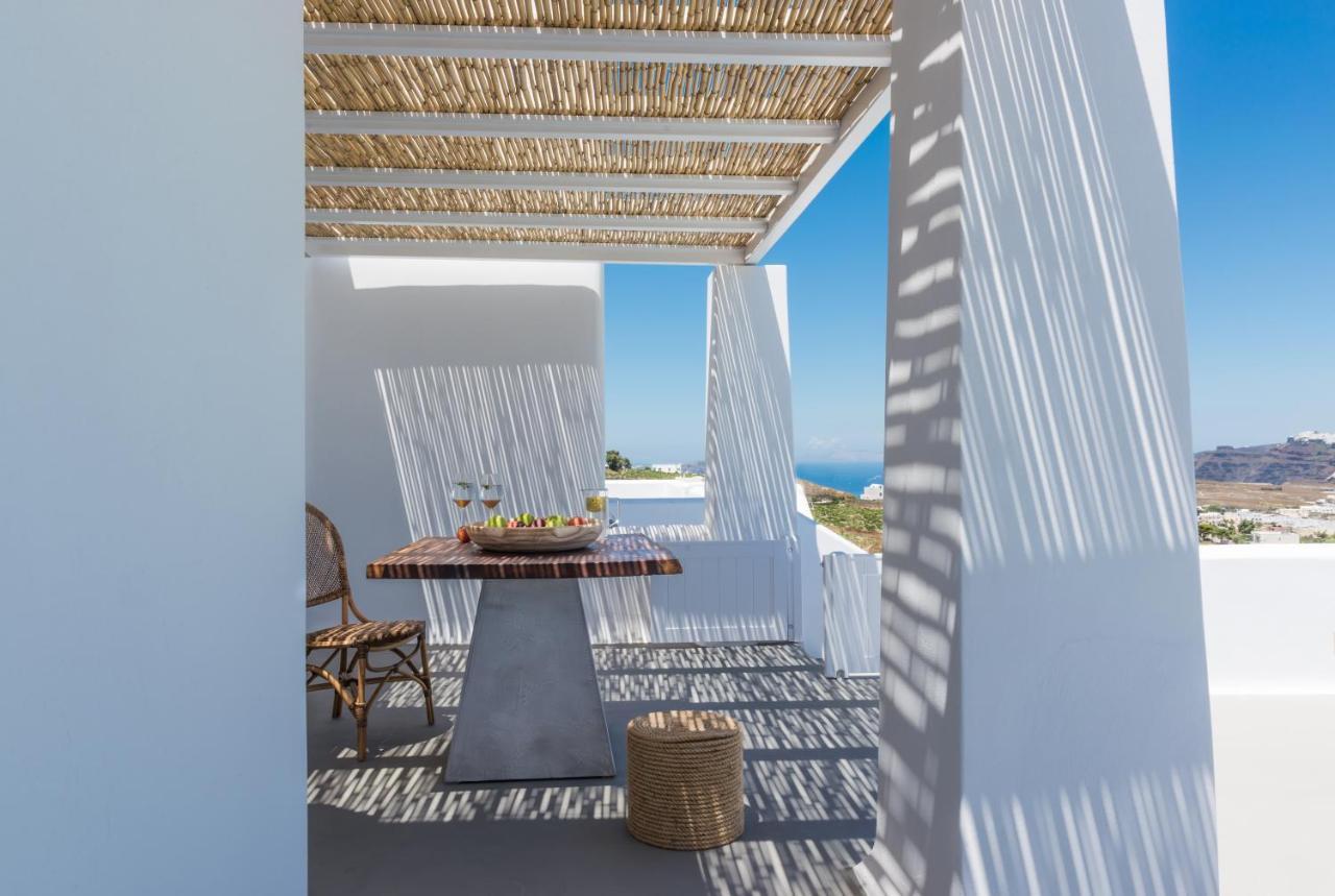White & Co Santorini * Pyrgos Kallistis