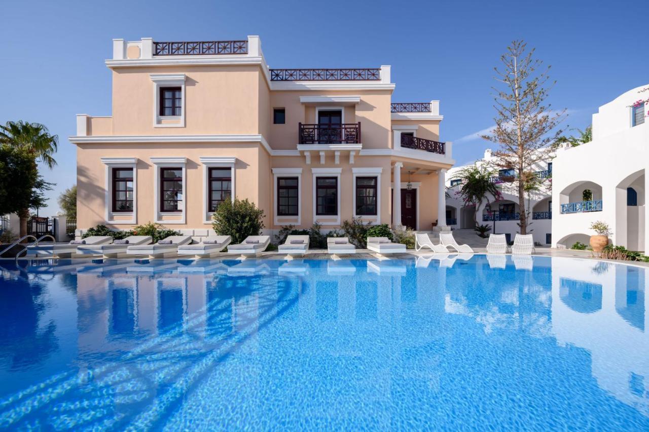 Veggera Resort Perissa (Santorini)