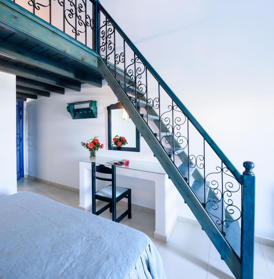 Resort Veggera Perissa (Santorini)