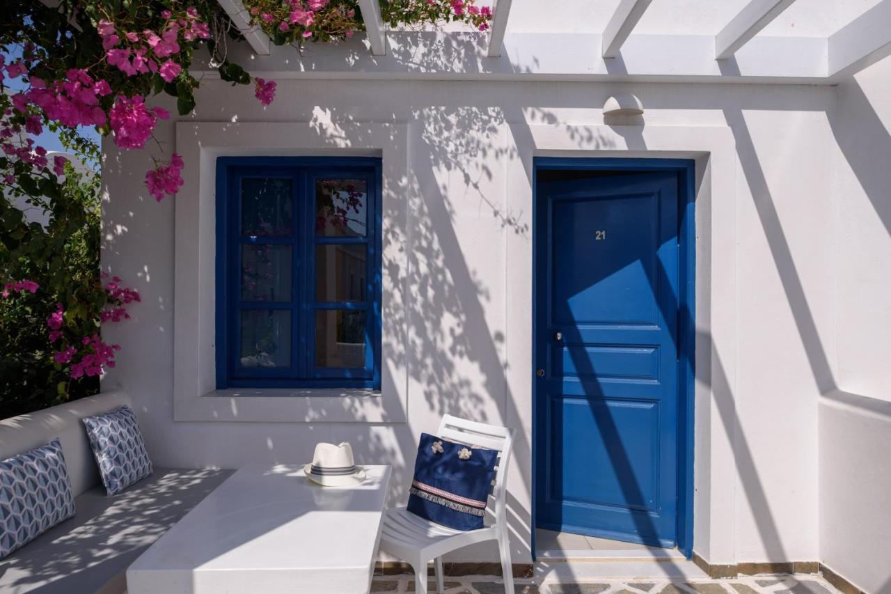 Veggera Resort Perissa (Santorini)