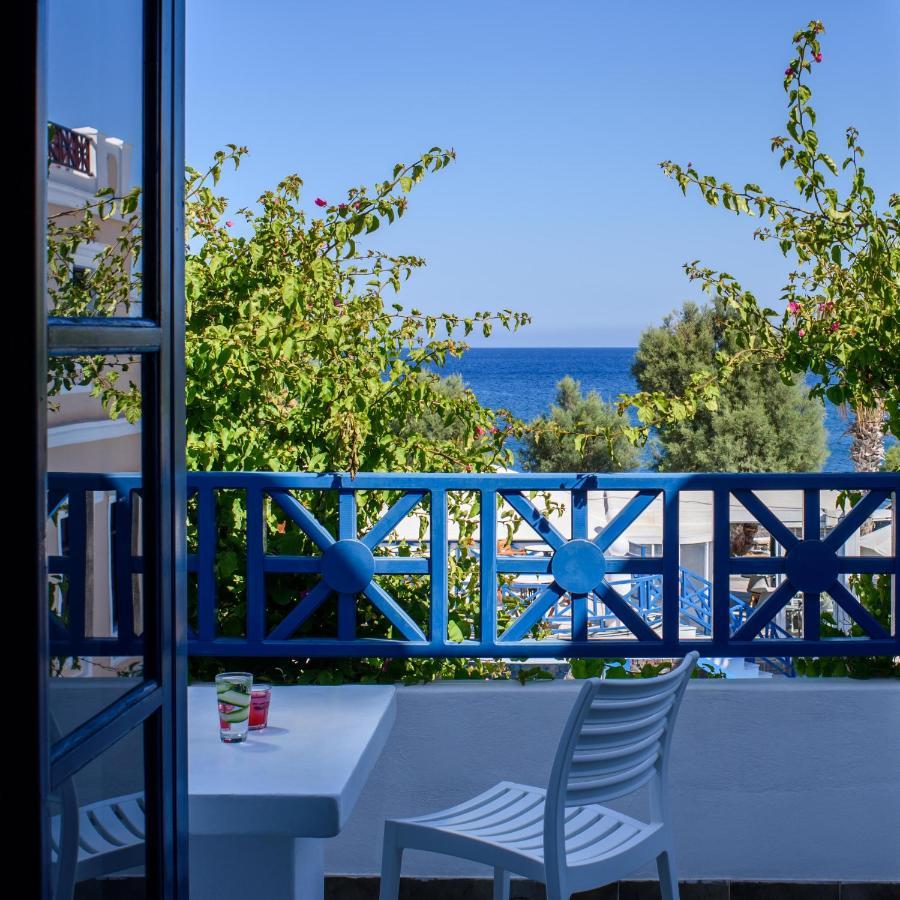 Veggera Perissa (Santorini)