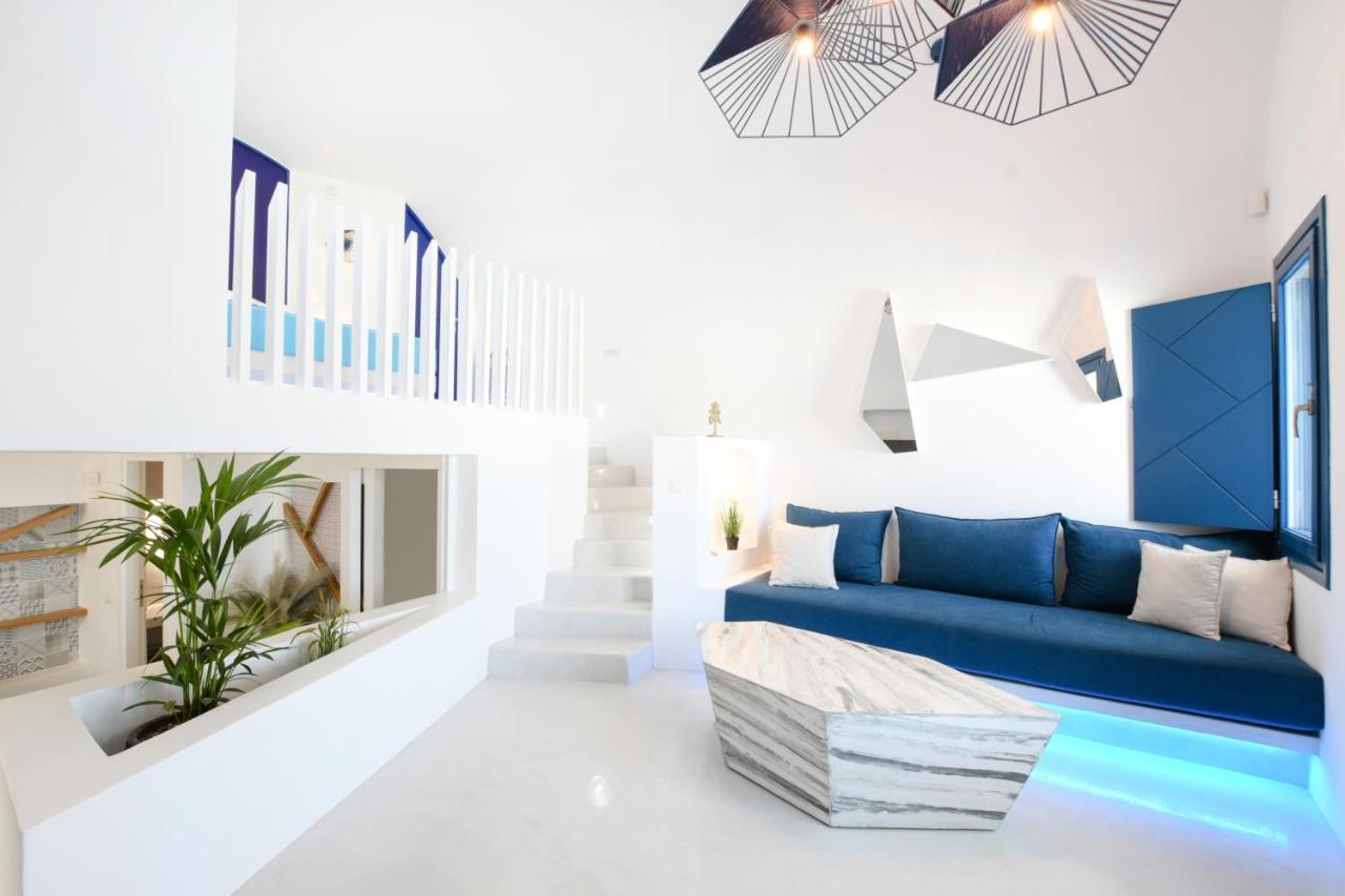 Blue White Villa Monolithos (Santorini)