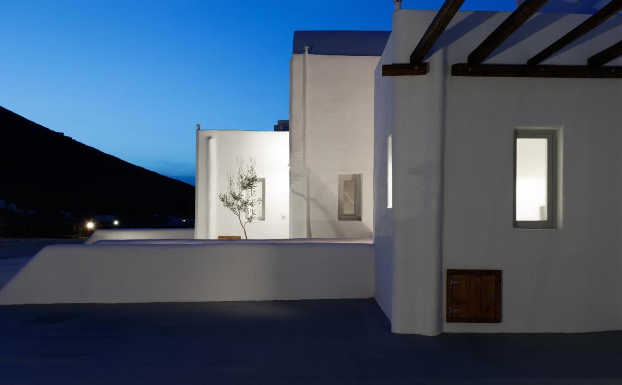 Villa Bianco Diverso Imerovigli (Santorini)