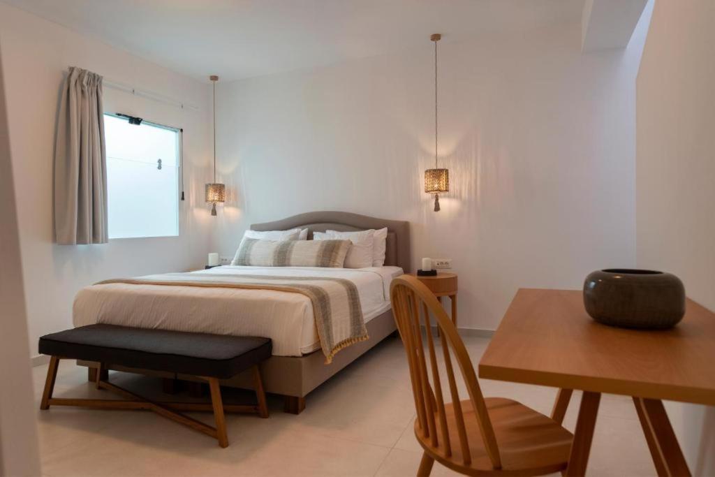 La Maltese Caldera Concept 5*