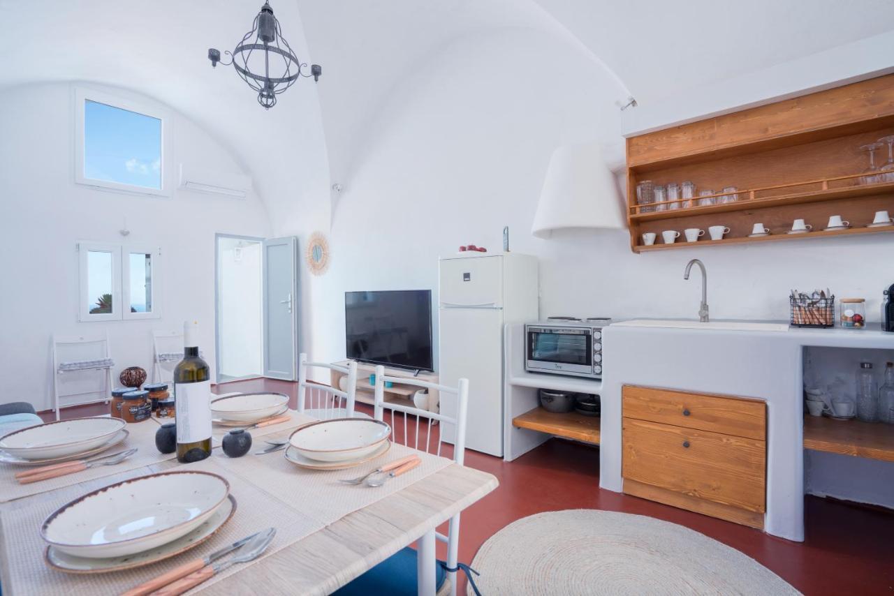 Kastro Cave House Pyrgos Kallistis