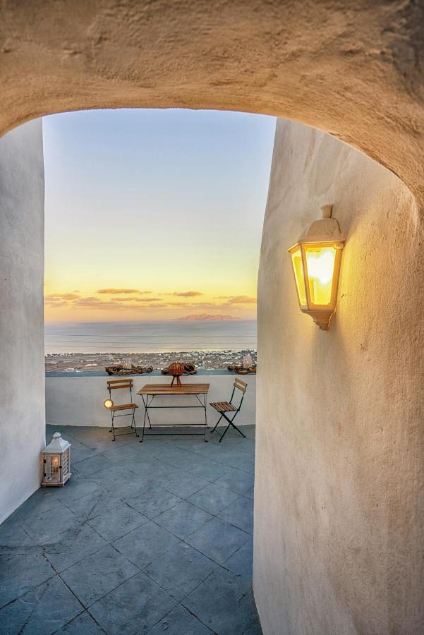 Kastro Cave House