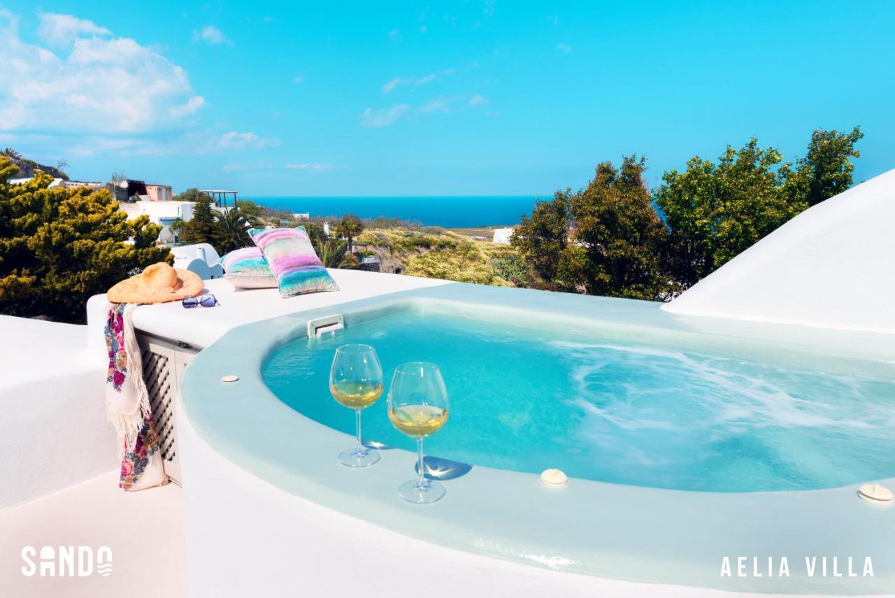 Sando Traditional Cave With Jacuzzi And Sea View *