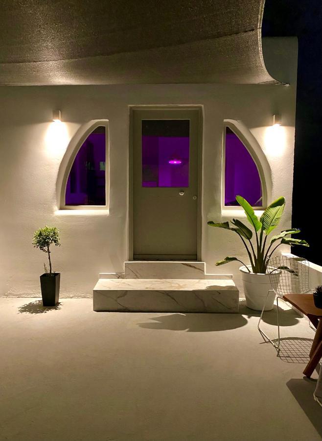 Canyon Santorini Apartment *