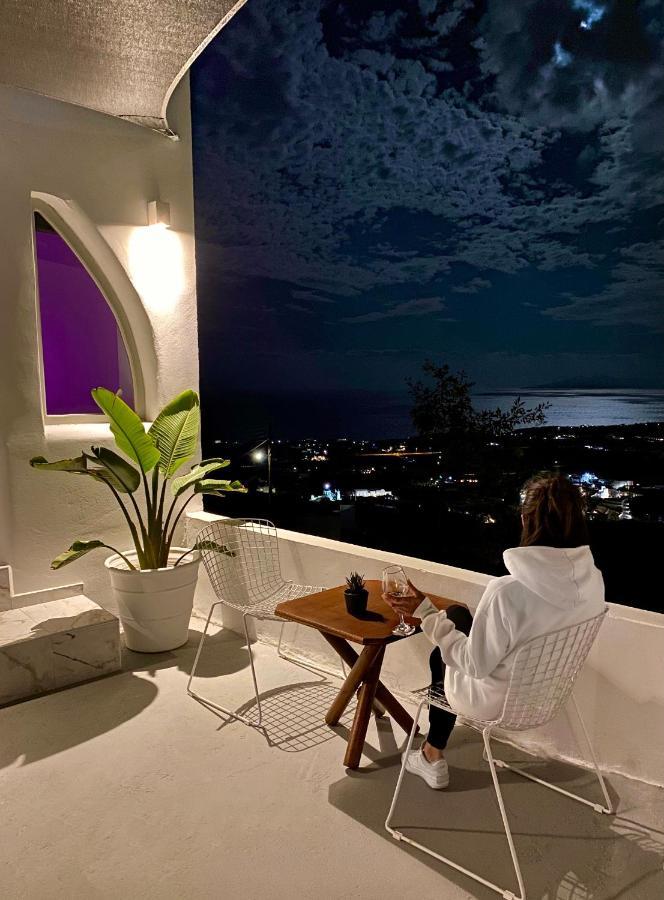Canyon Santorini Apartment Fira (Santorini)