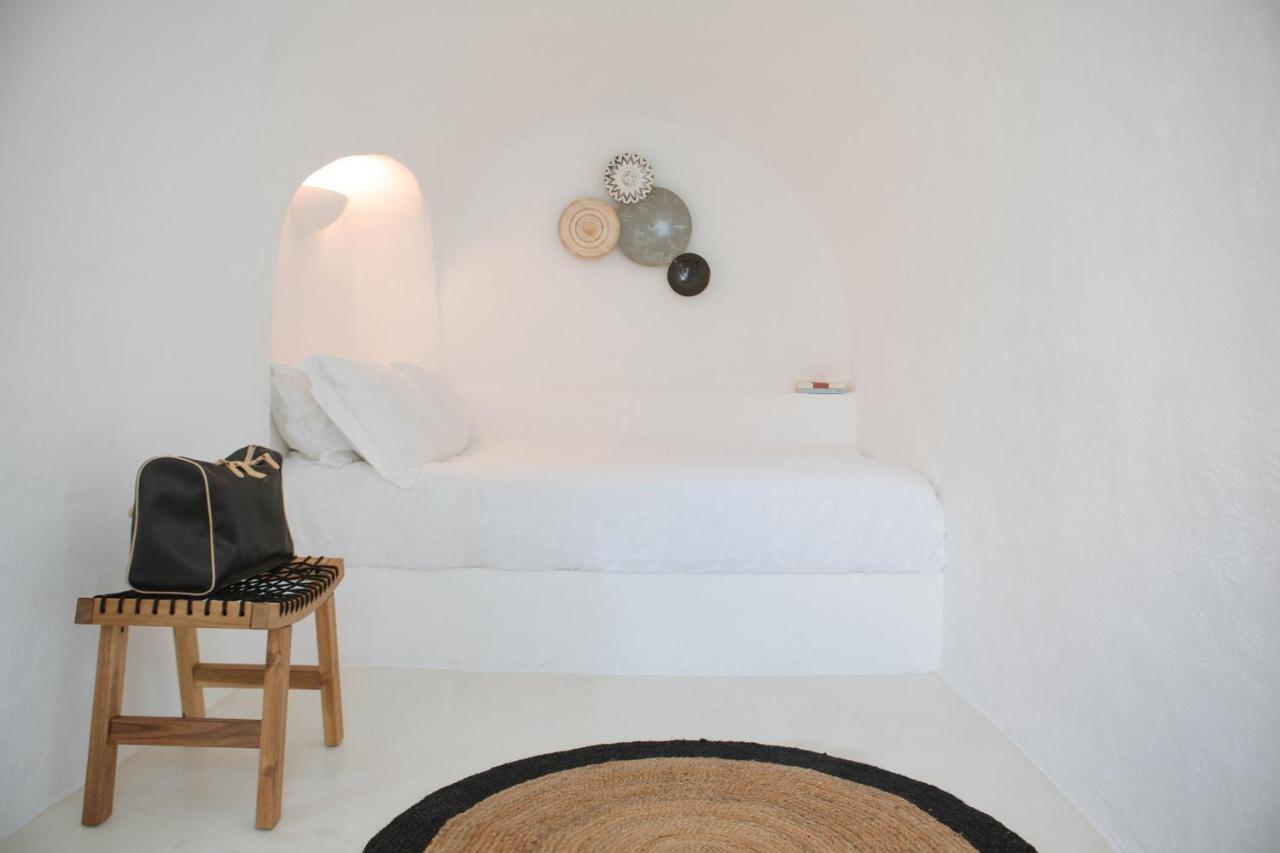Nykteri By A Terre Cave Oia (Santorini)