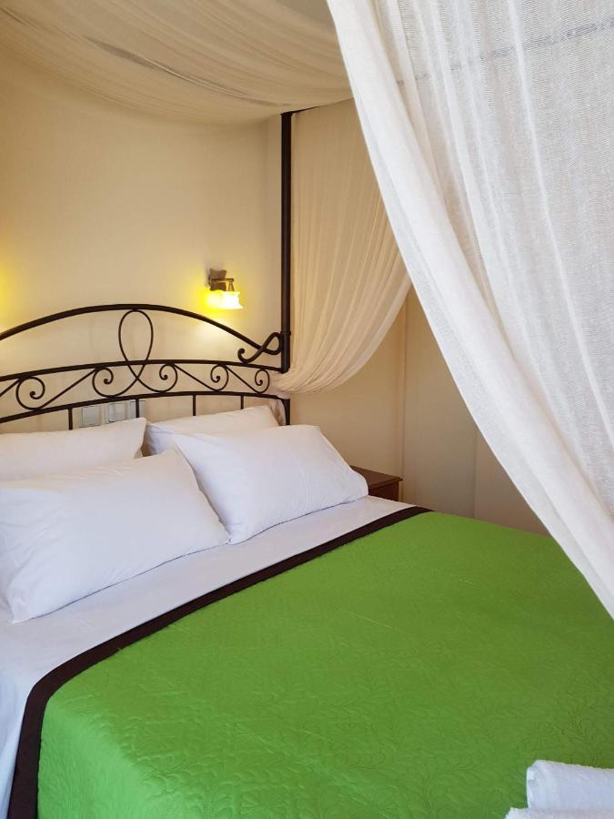 Villa Irini Studios Aparthotel