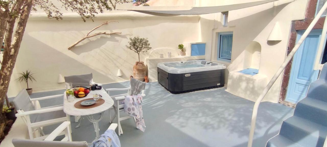 Villa Nykteri By A Terre Cave Oia (Santorini)