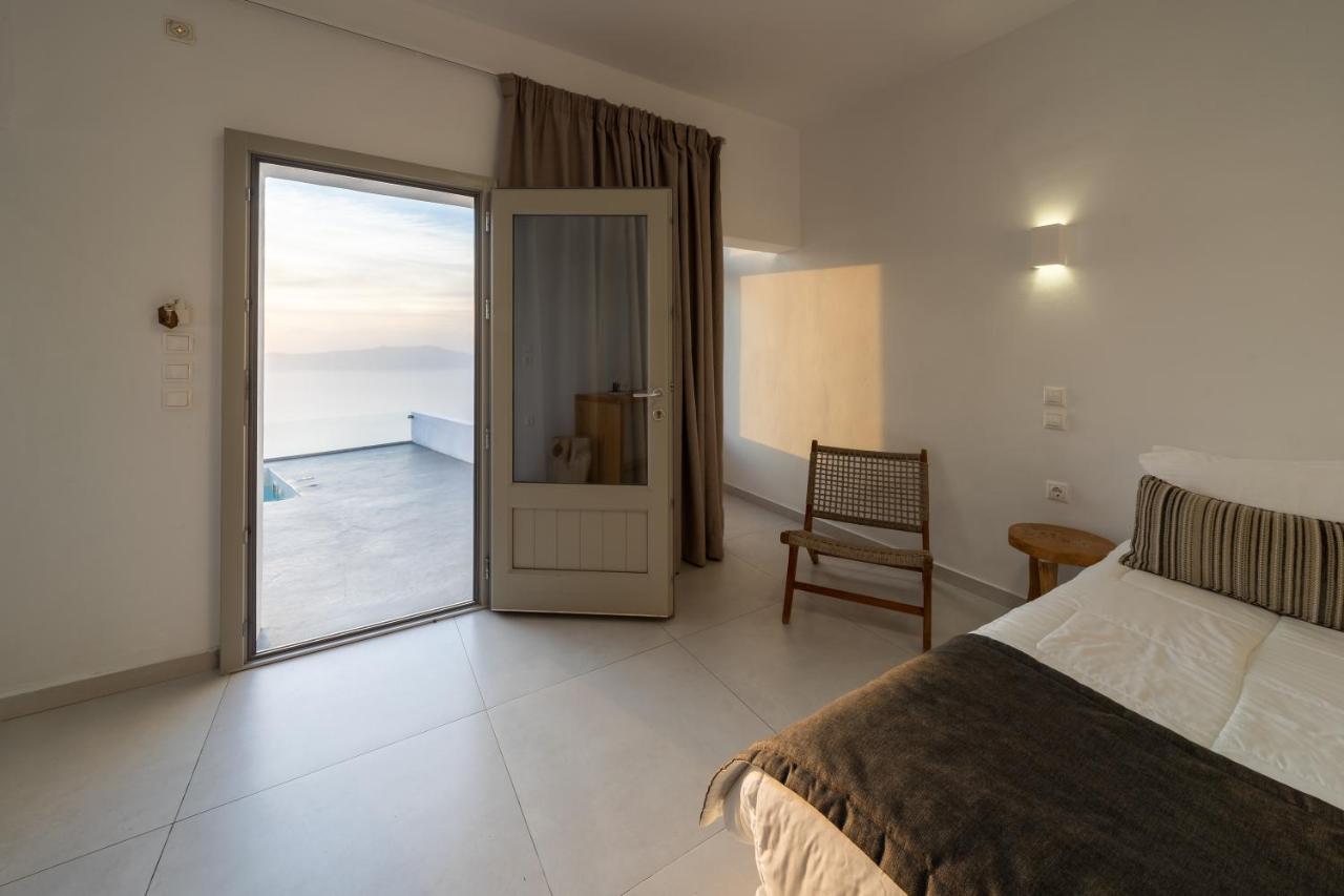 Smaro Aparthotel 3*
