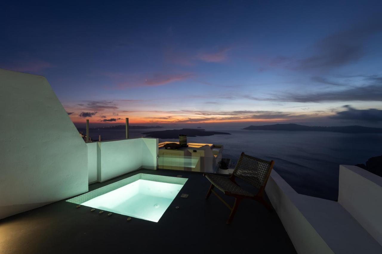 Smaro Aparthotel 3*