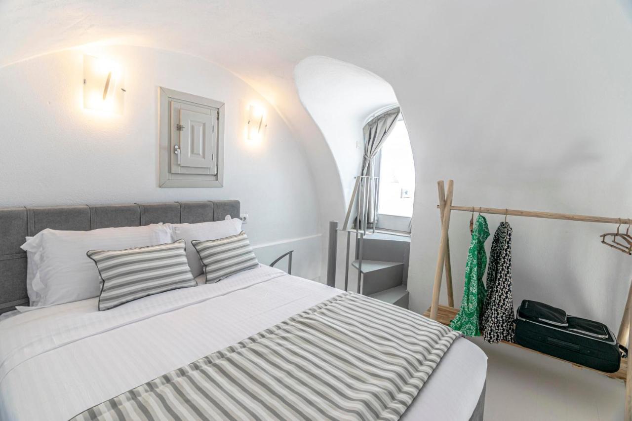 Salvatore Villa Imerovigli (Santorini)