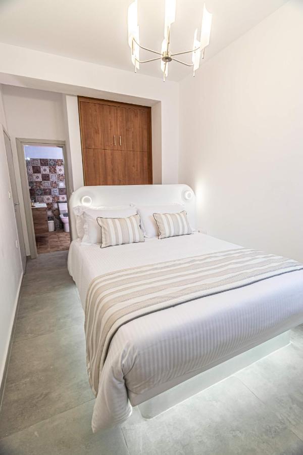 Salvatore Villa Imerovigli (Santorini)