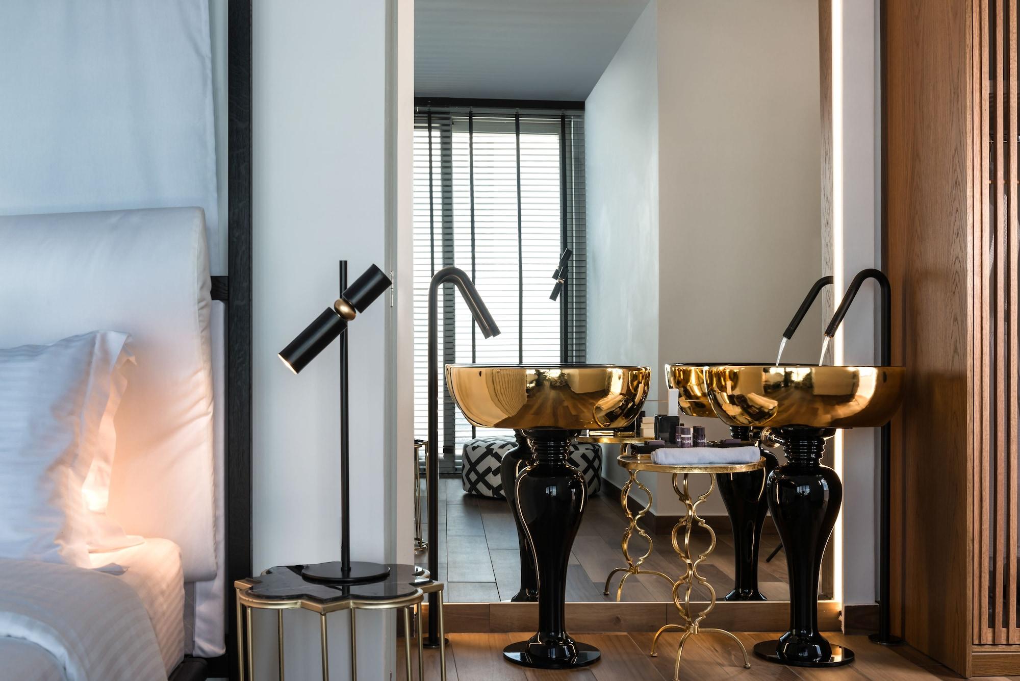Nefeles Luxury Fira (Santorini)