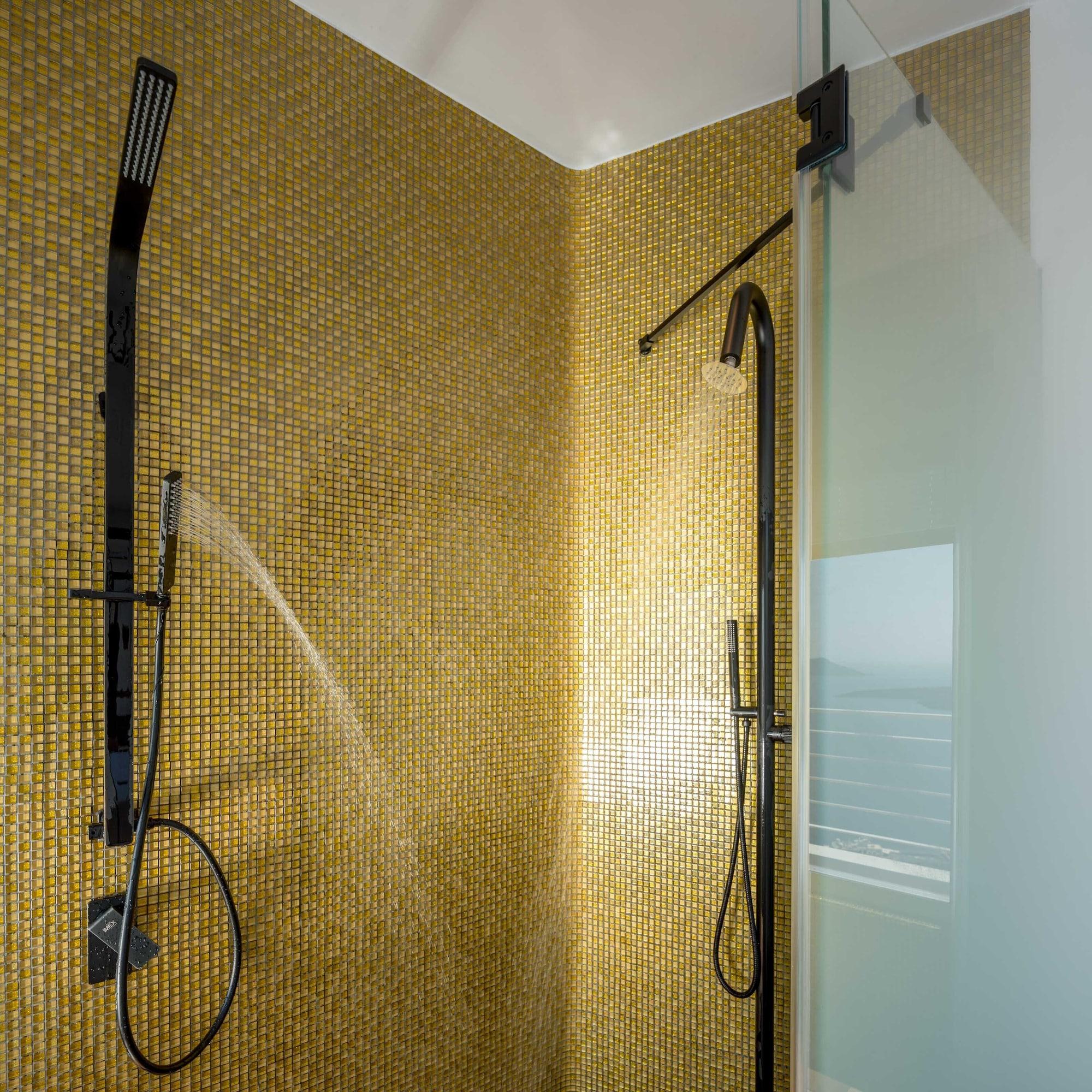 Nefeles Luxury