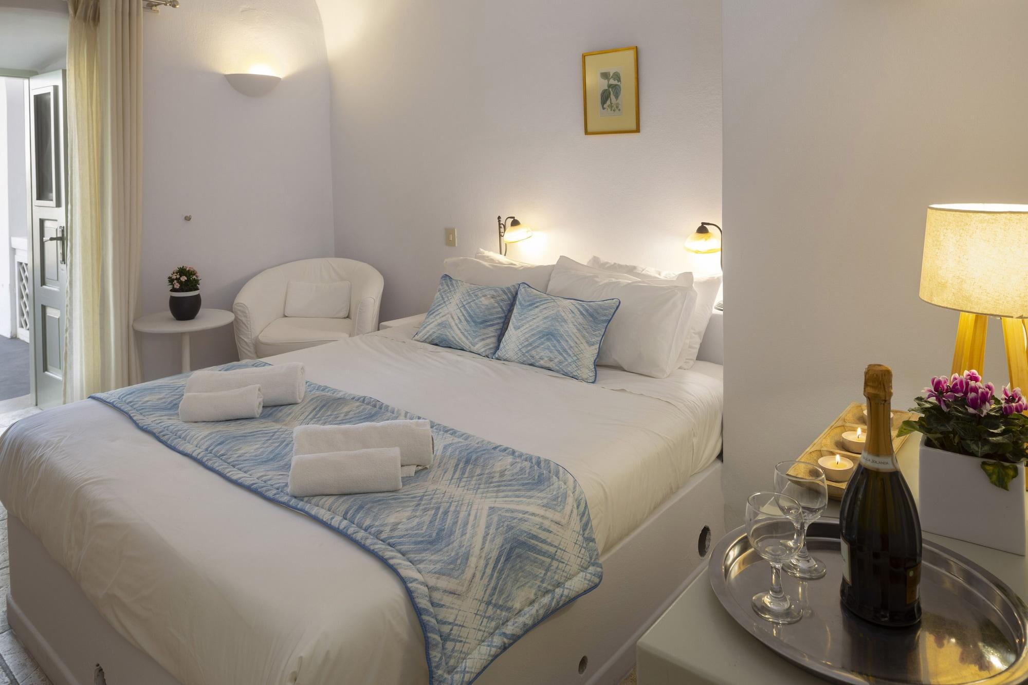 Aria Lito Mansion 4* Fira (Santorini)