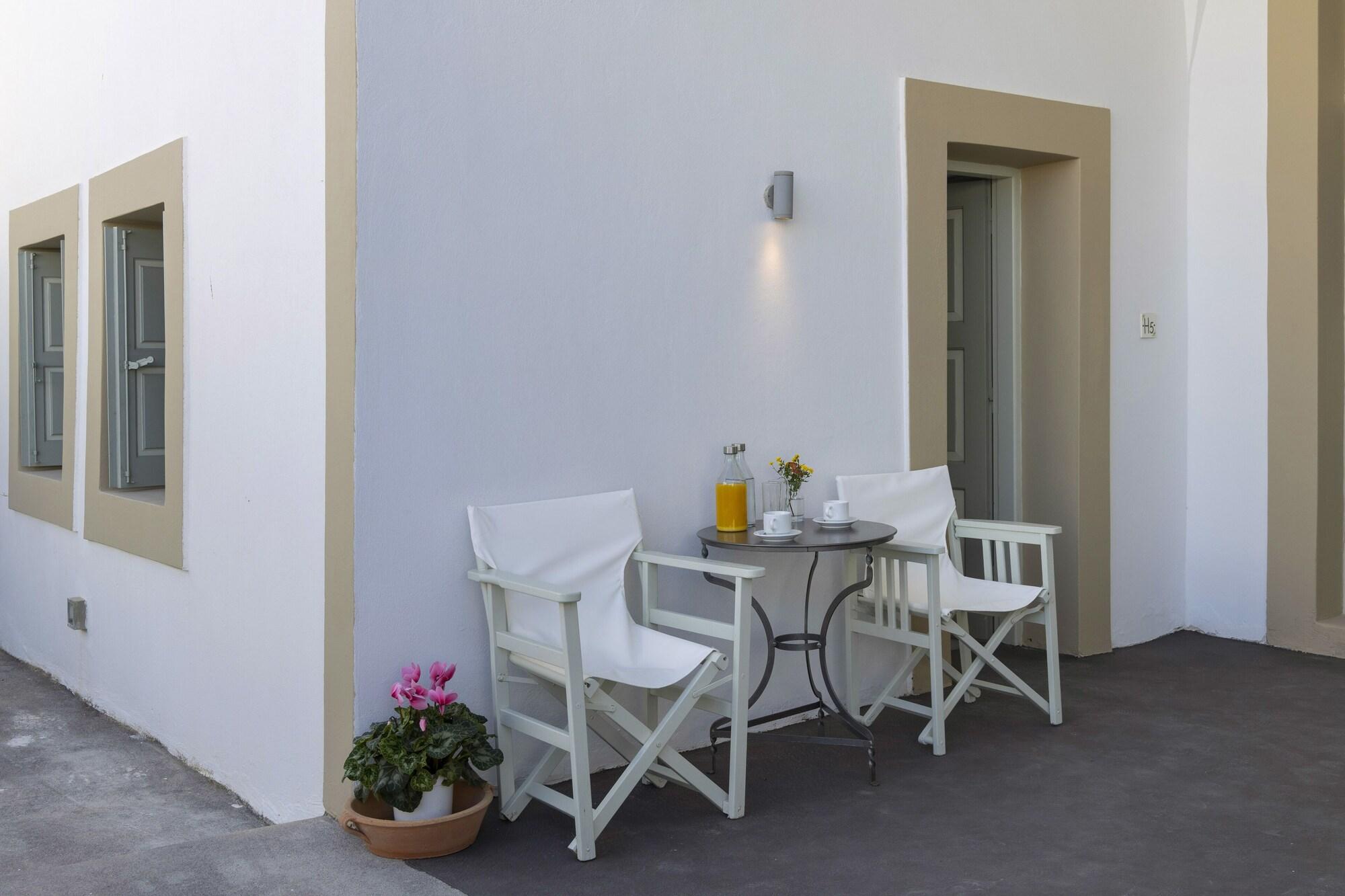Aria Lito Mansion Fira (Santorini)