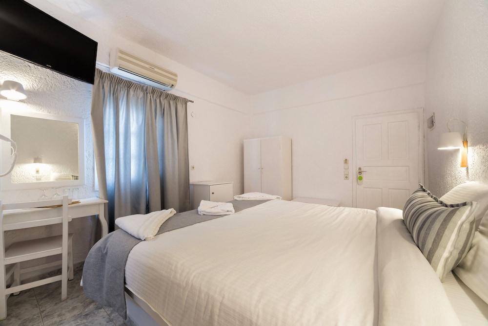 Artemis Hotel Megalochori (Santorini)