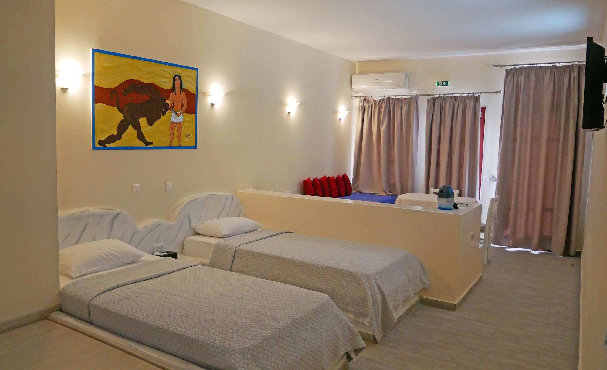 Hotel Nautilus Dome Fira (Santorini)