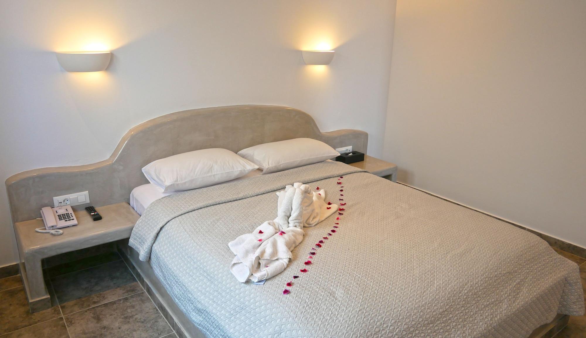 Nautilus Dome Hotel 3*