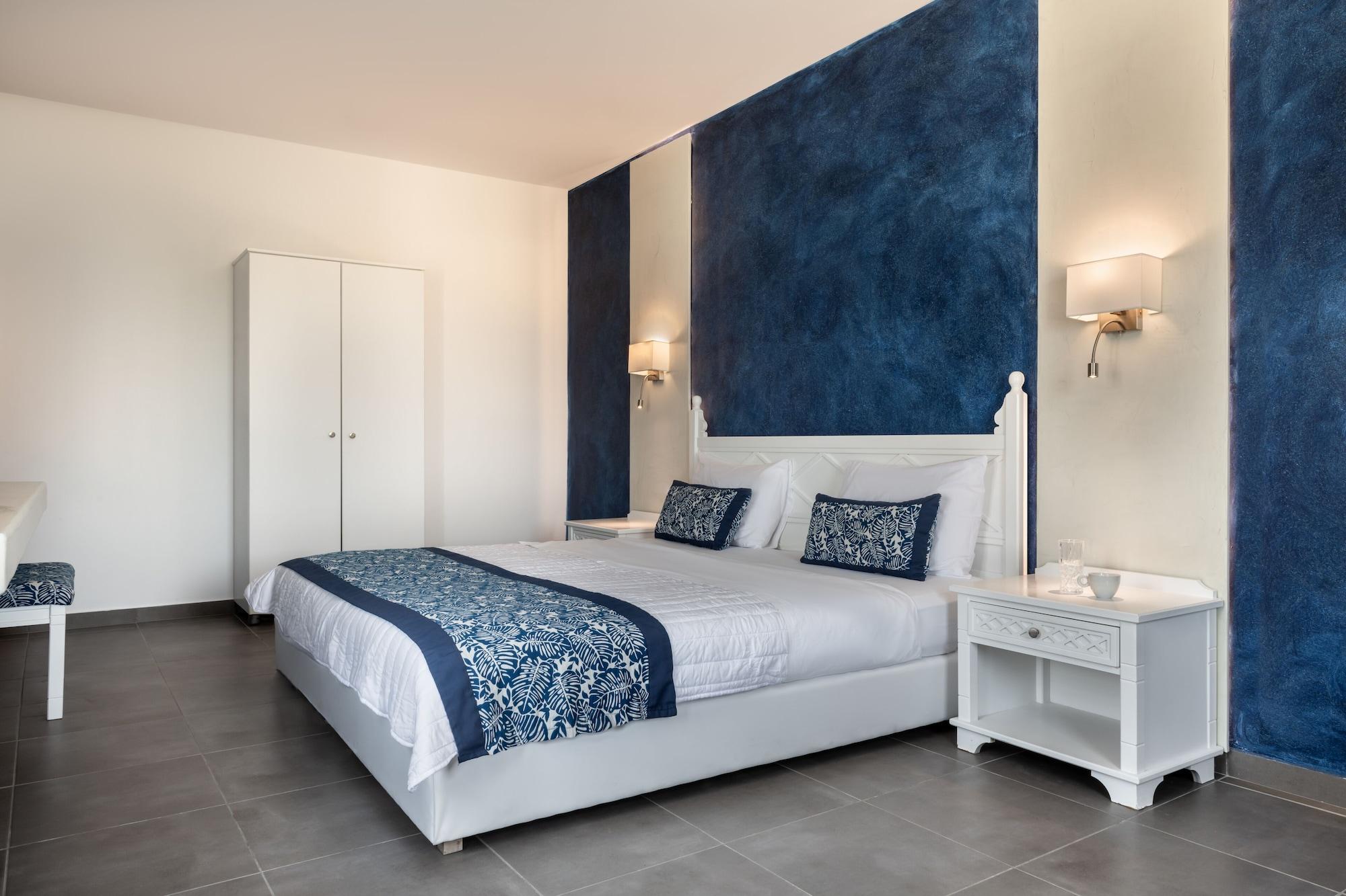 Rivari Santorini 3* Kamári